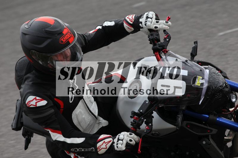 /Archiv-2022/13 25.04.2022 Plüss Moto Sport ADR/Einsteiger/91